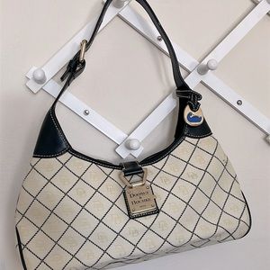 Y2K Dooney and Bourke shoulder bag white